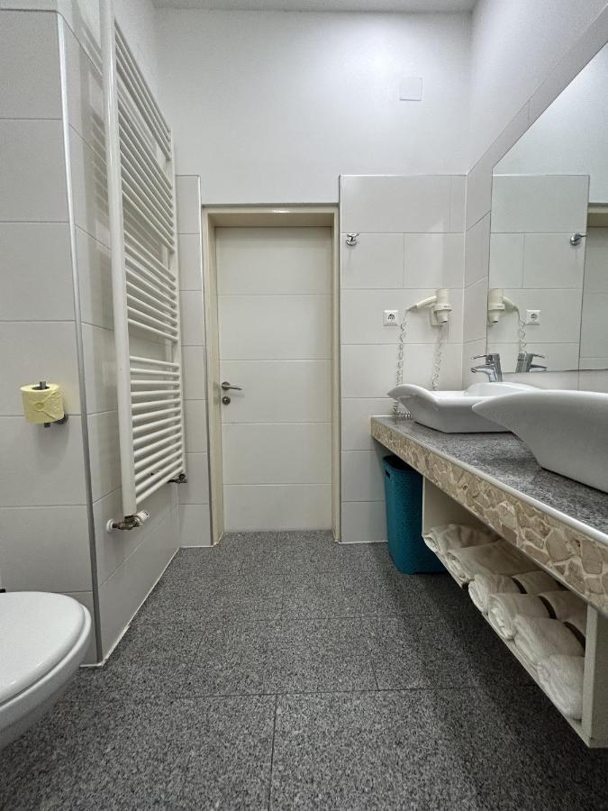 וינה Cozy City Center Apartments מראה חיצוני תמונה