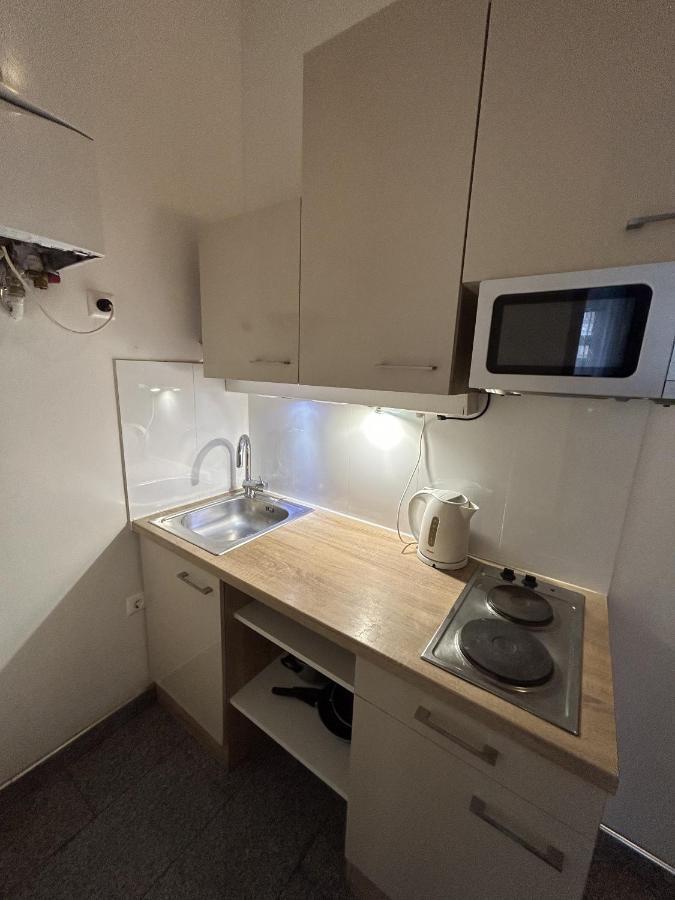 וינה Cozy City Center Apartments מראה חיצוני תמונה
