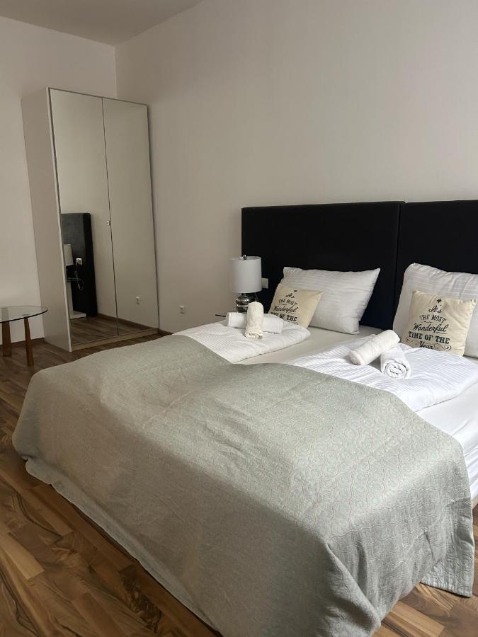 וינה Cozy City Center Apartments מראה חיצוני תמונה